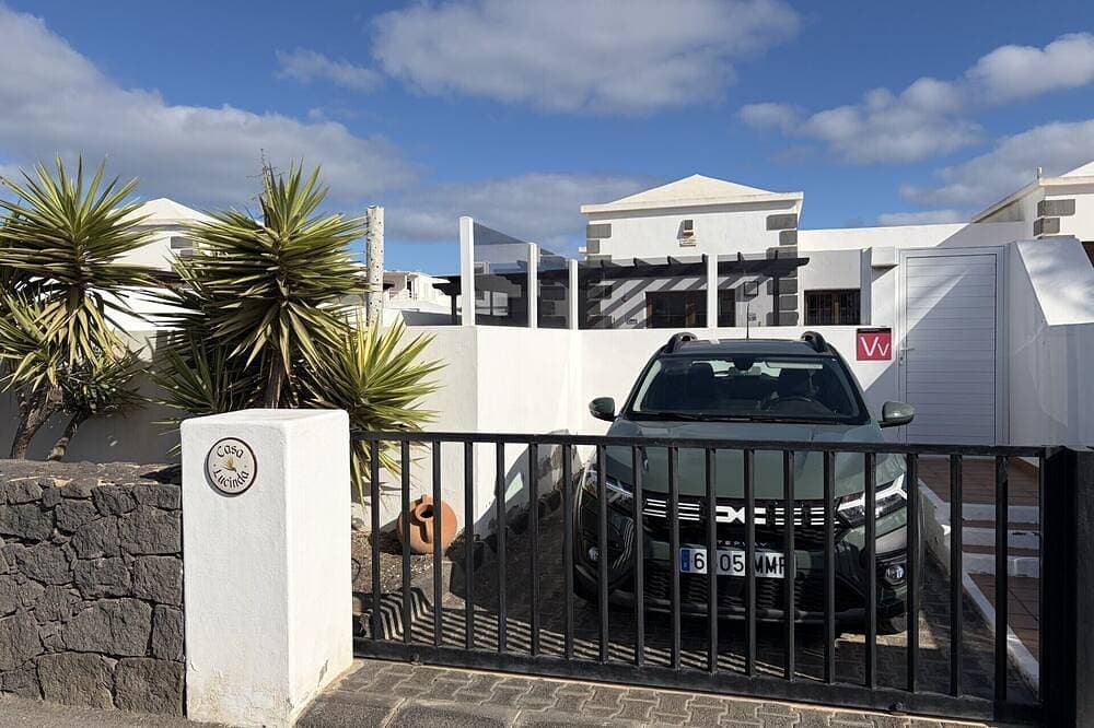 Foto 8 von 16: Villa mit zwei Schlafzimmern, mit privatem beheiztem Pool, Wifi, Parque Del Rey Playa Blanca