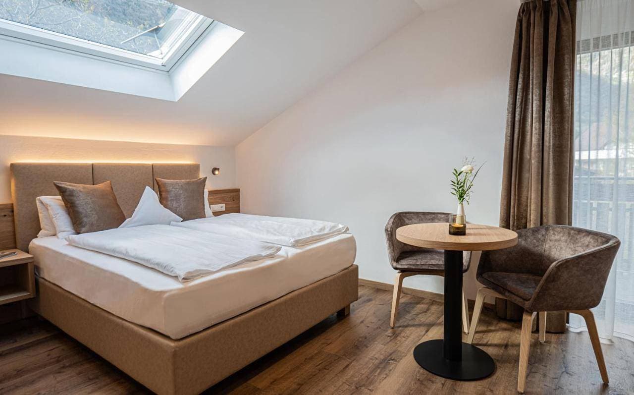 Foto 6 von 13: Double Room with Balcony