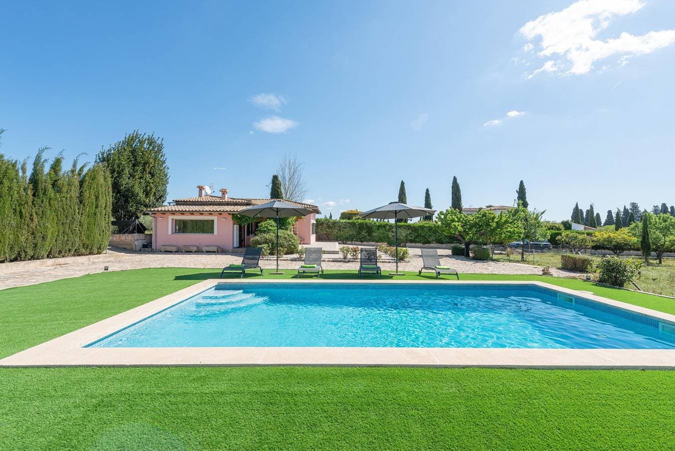 Foto 2 von 35: Ses Veles - Ferienhaus mit privaten Pool in Lloseta.