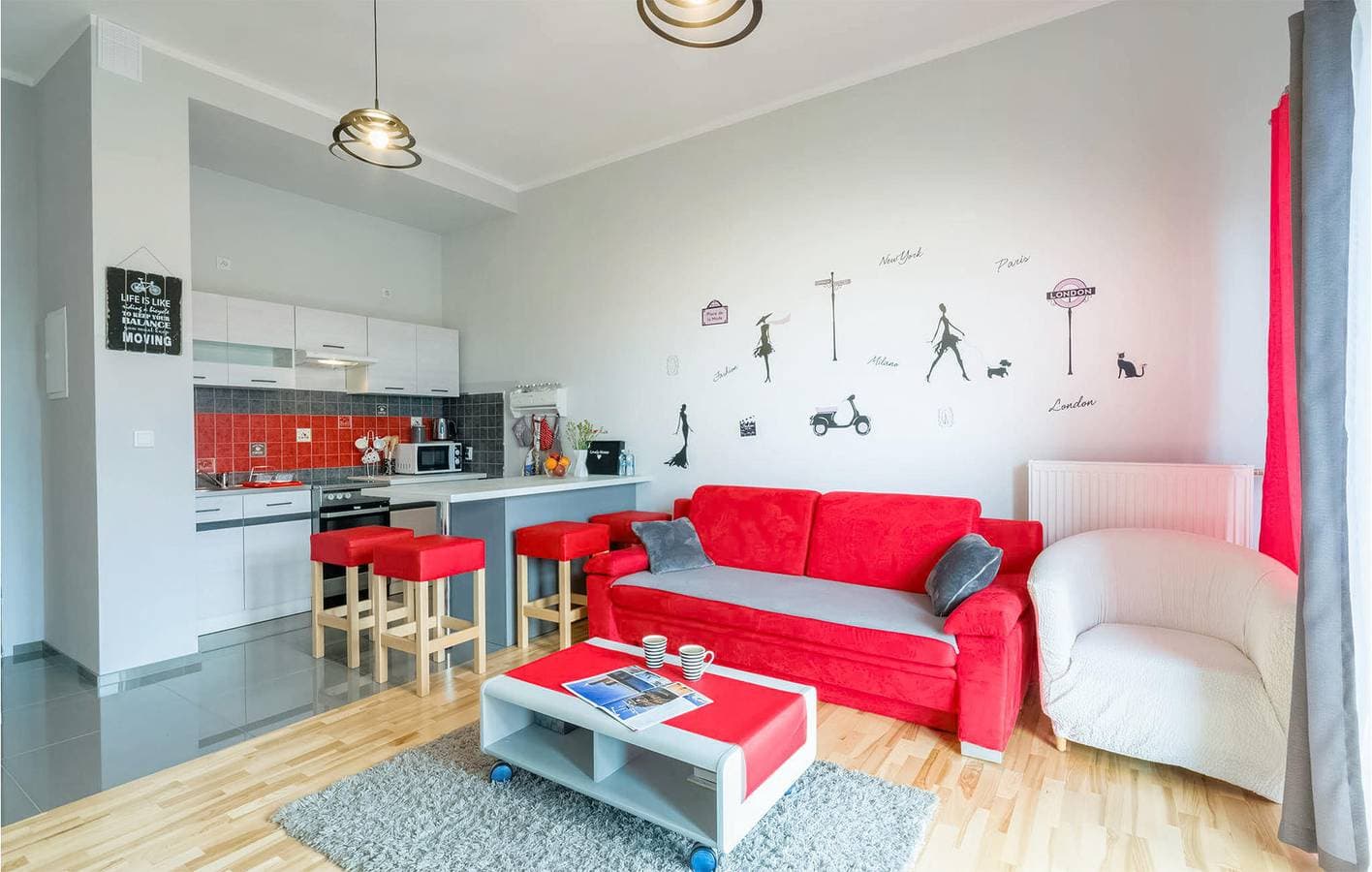 Foto 2 von 8: Ferienwohnung für 4 Personen mit Terrasse
