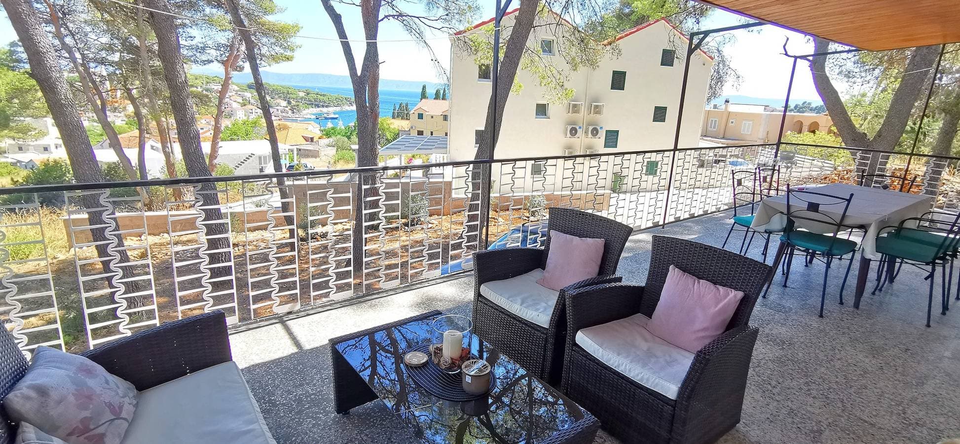 2-Zimmer-Haus mit Terrasse und Meerblick Sumartin, Brac 1
