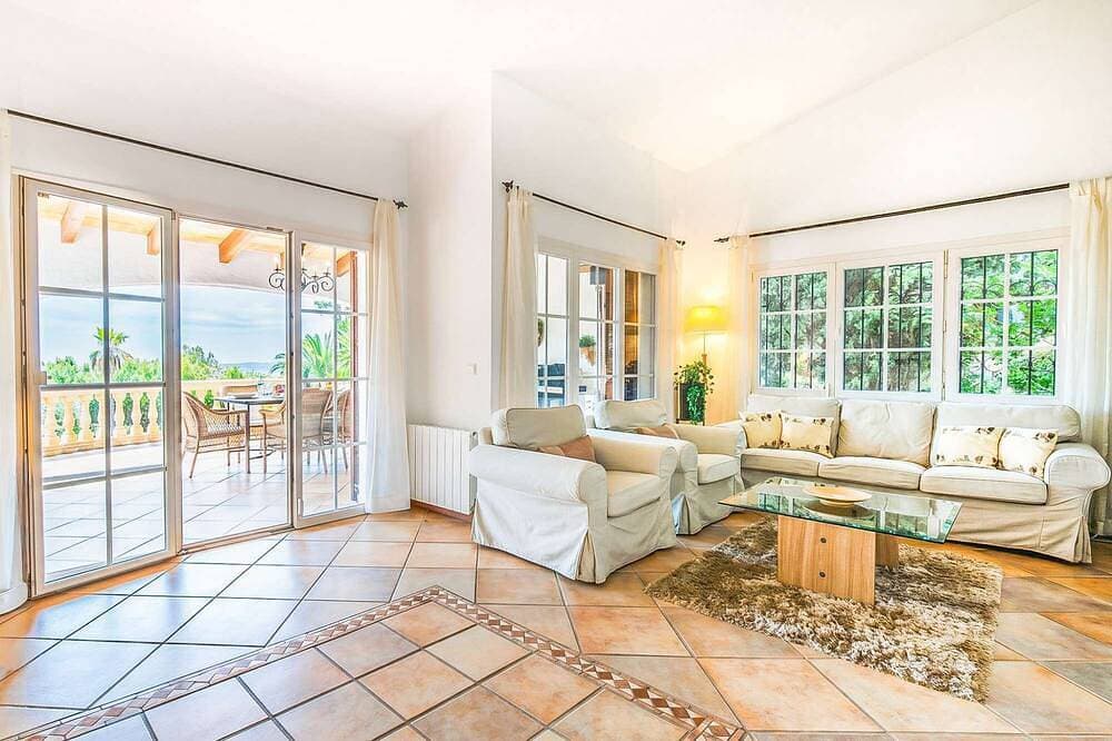 Foto 5 von 30: Mediterranes Ferienhaus mit schönem Meerblick in Costa de la Calma auf Mallorca
