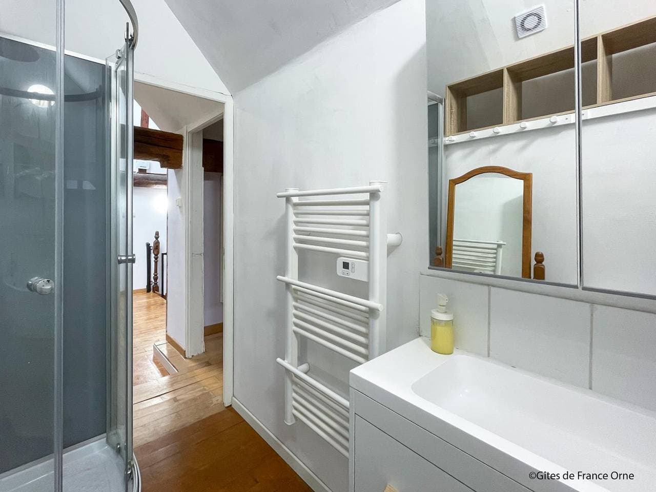 Foto 7 von 13: Ruhiges Haus mit Spa, Pool und Garten in der Normandie