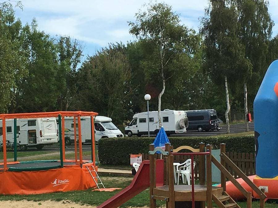 Foto 6 von 88: Camping Le Mont Joli Bois - Bungalowzelt 4 personen - Coco Sweet, ohne sanitäre Einrichtungen