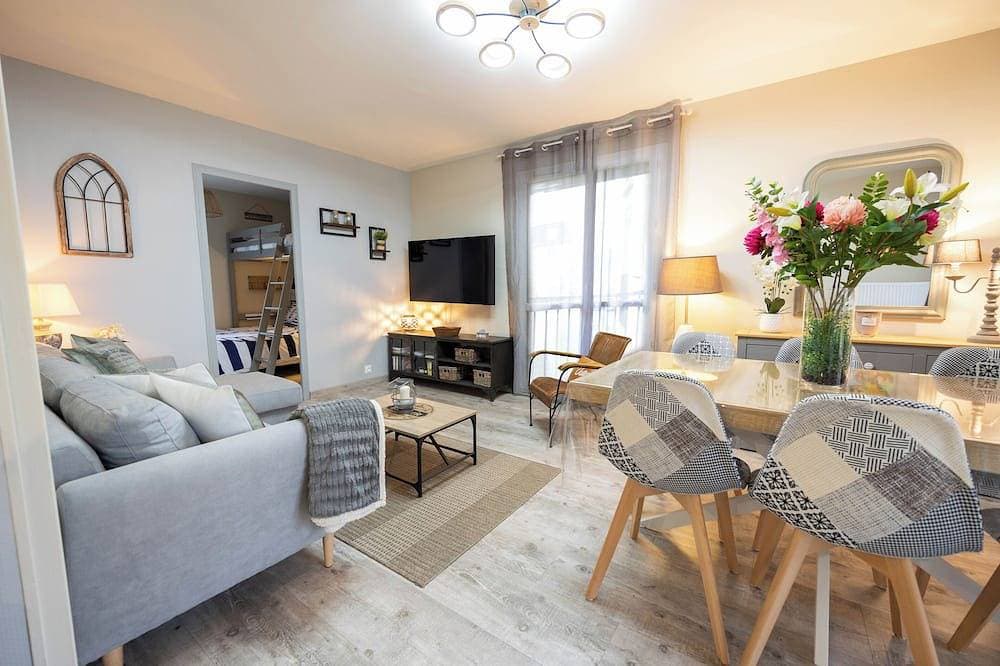 Foto 2 von 28: 2 bedroom apartment private parking Normandy Bayeux D-Day Beaches