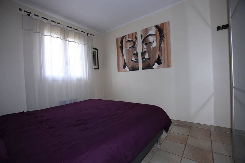 Foto 2 von 28: Detached villa with swimming pool and air conditioning between sea and mountains on the Côte d'Azur.