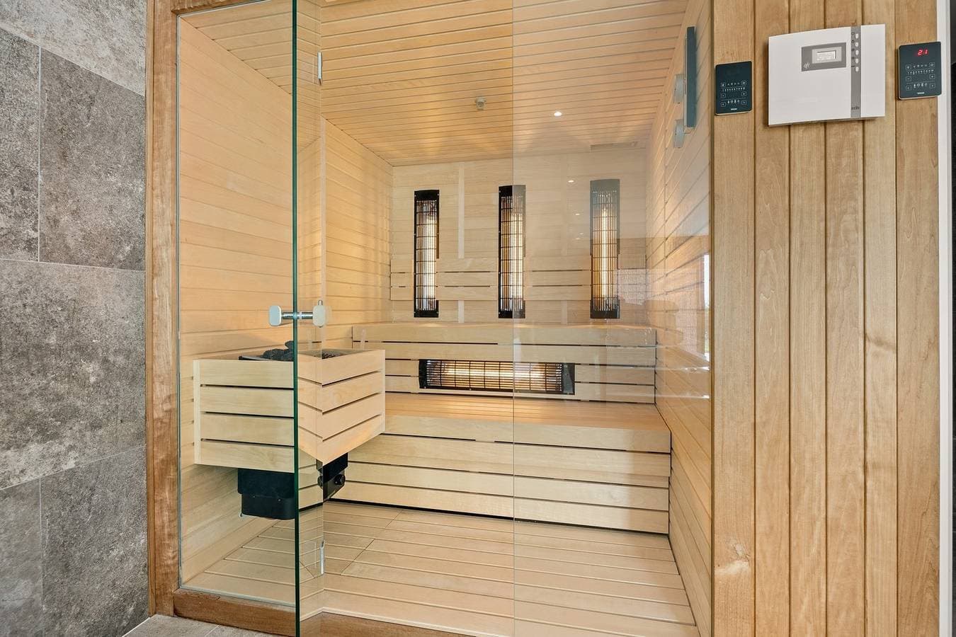 Foto 4 von 47: Luxusvilla Miracle – Wellness, Pool, Fitnessraum