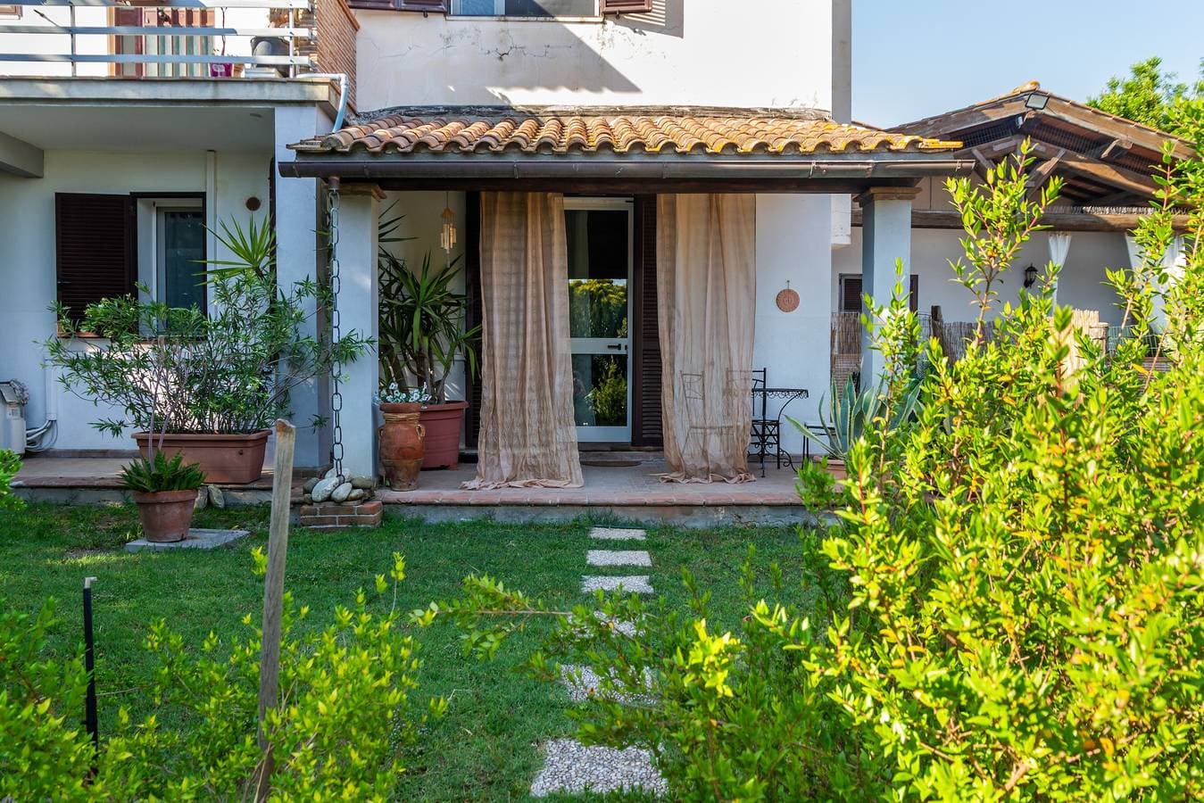 Foto 4 von 26: Apartment 'C' mit privatem Garten, WLAN und Klimaanlage