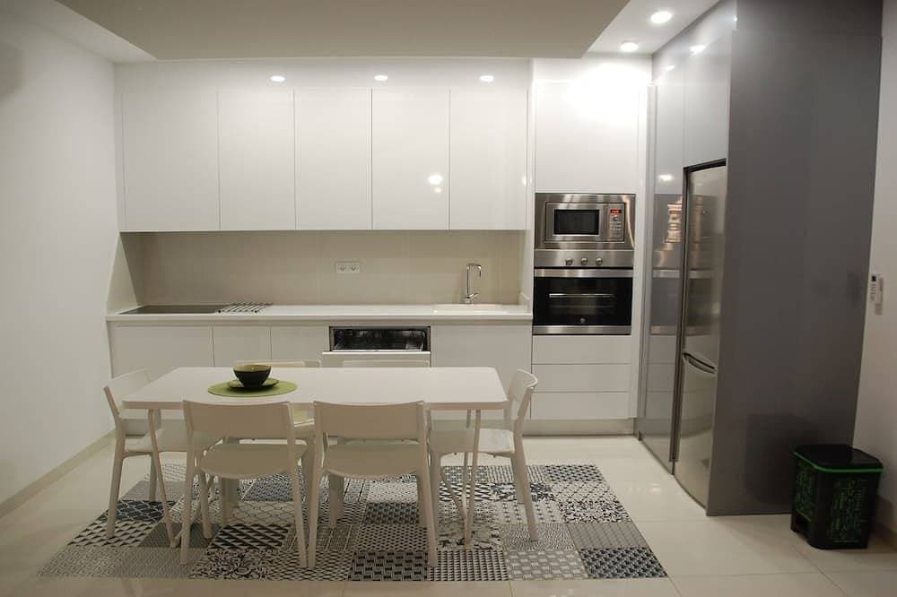 Foto 13 von 23: Moderne Wohnung 200 m vom Meer entfernt mit Südterrasse und Pool