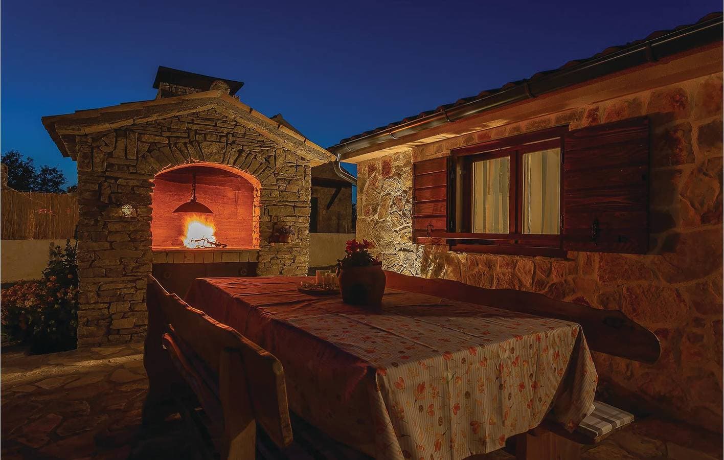 Foto 7 von 37: Gemütliche 1-Zimmer-Wohnung mit Pool und Terrasse in der Nähe des Flusses Krka