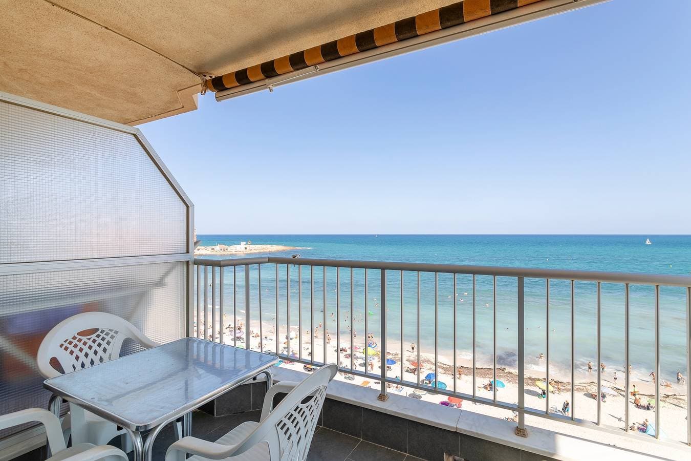 Penthouse Apartment on Los locos B 1