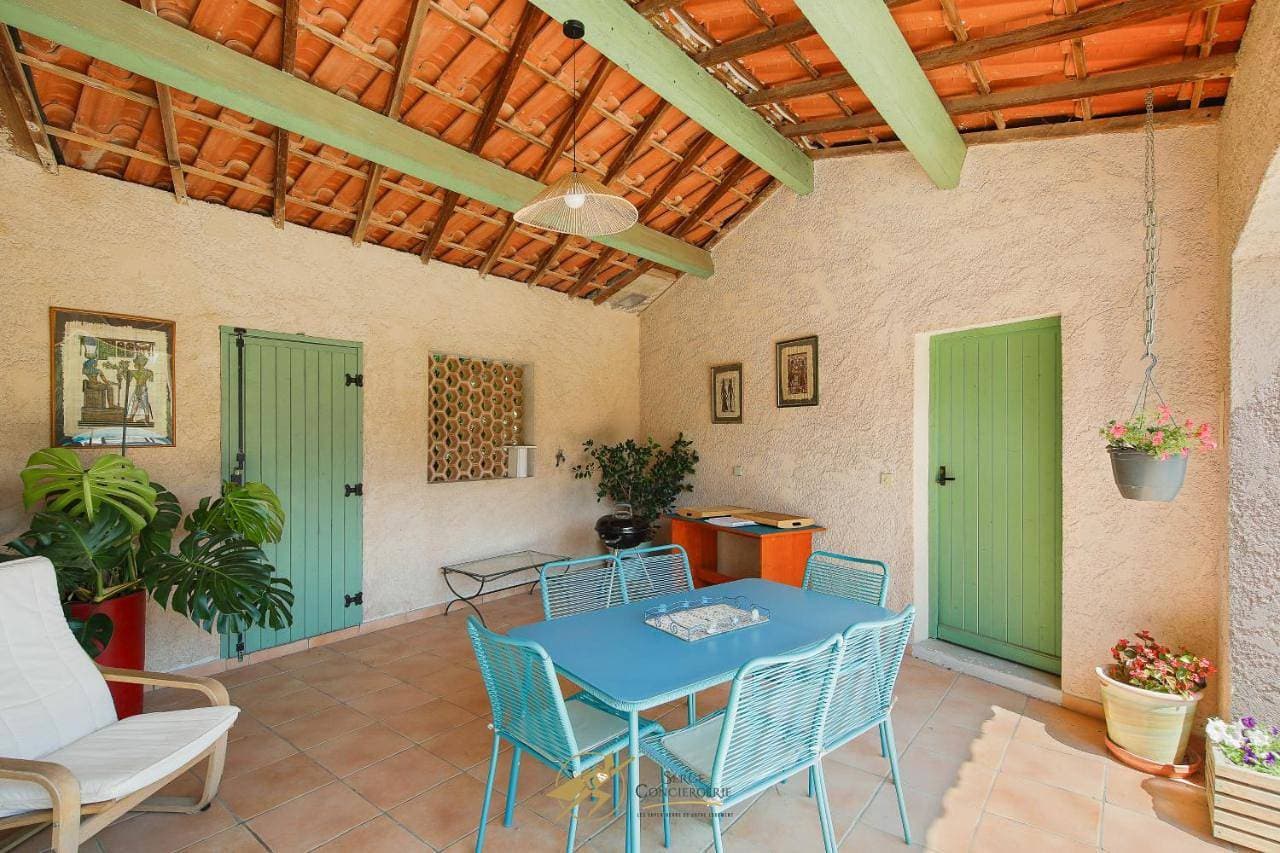 Foto 5 von 16: Villa with Private Pool