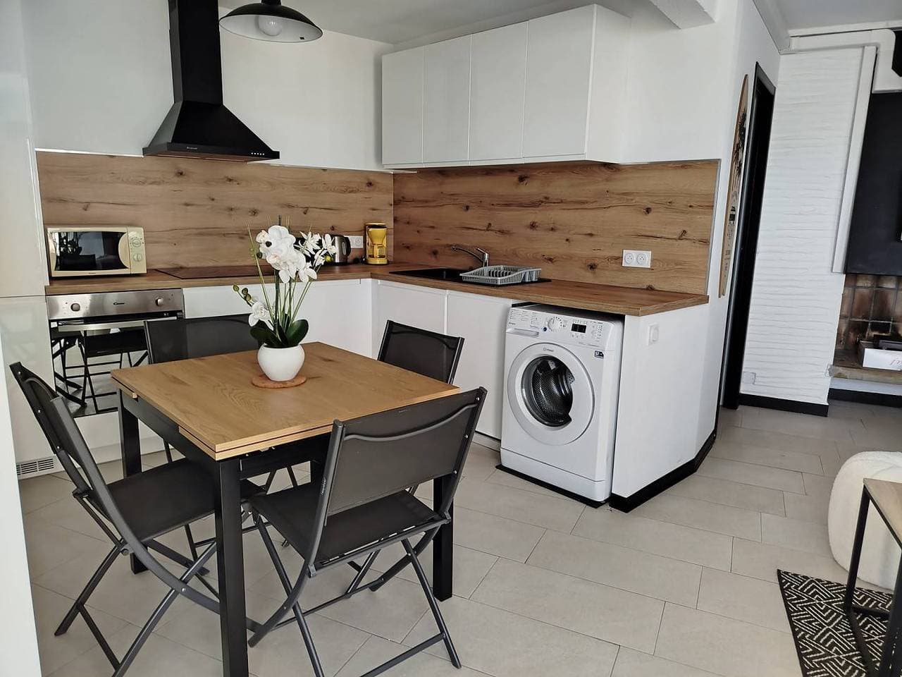 Foto 12 von 42: Ferienwohnung für 6 Personen mit Terrasse