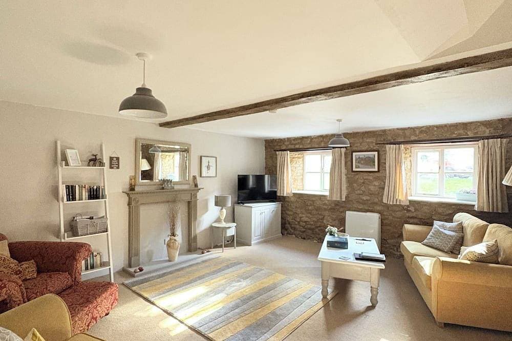 Foto 8 von 12: Cosy Period Cottage im unberührten Dorf am Rande der Cotswolds