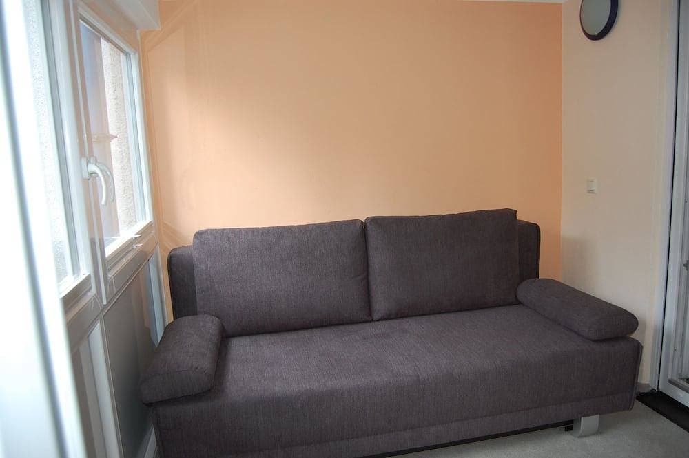 Foto 12 von 30: Exklusive, seenahe Ferienwohnung in einer Wohnanlage mit parkähnlichem Garten