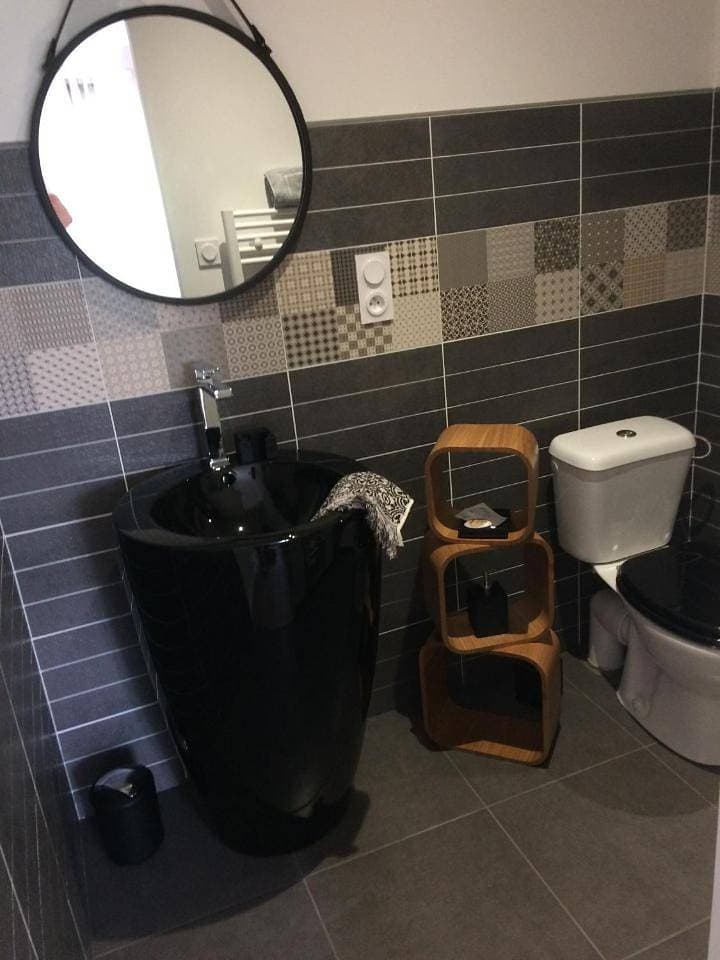 Foto 7 von 9: Double Room with Private Bathroom