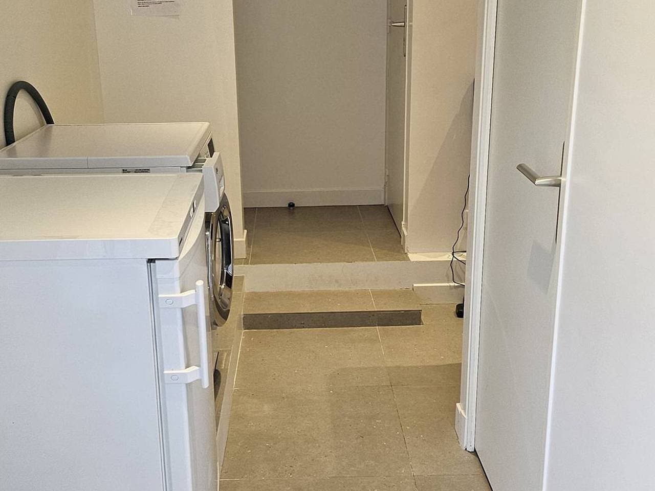 Foto 13 von 16: Erdgeschosswohnung mit beheiztem Privatpool und Garten, 1 km vom Meer entfernt