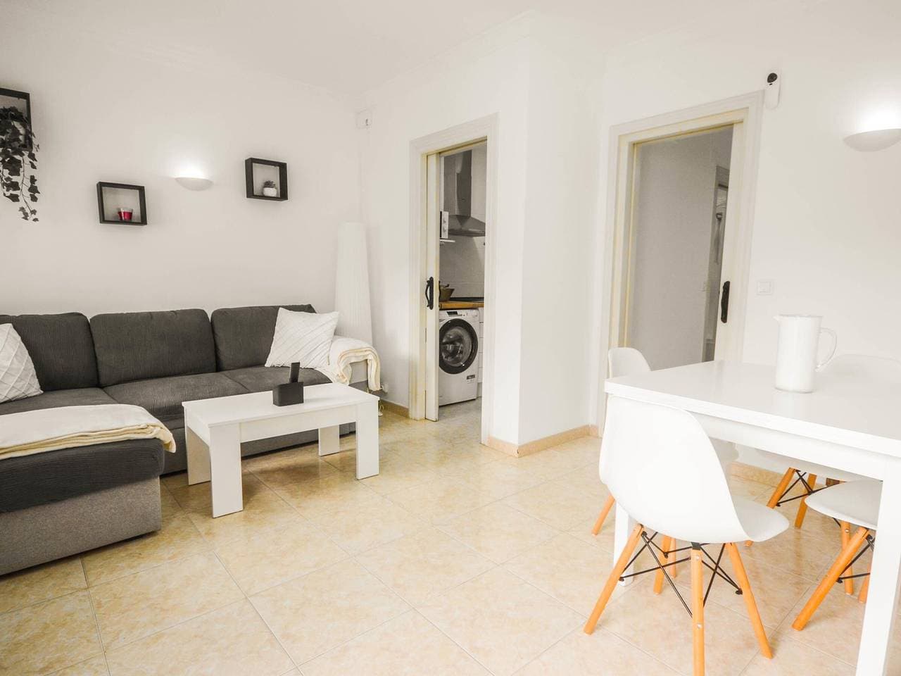 Foto 11 von 25: Strandbungalow in Estepona mit privatem Patio und Klimaanlage