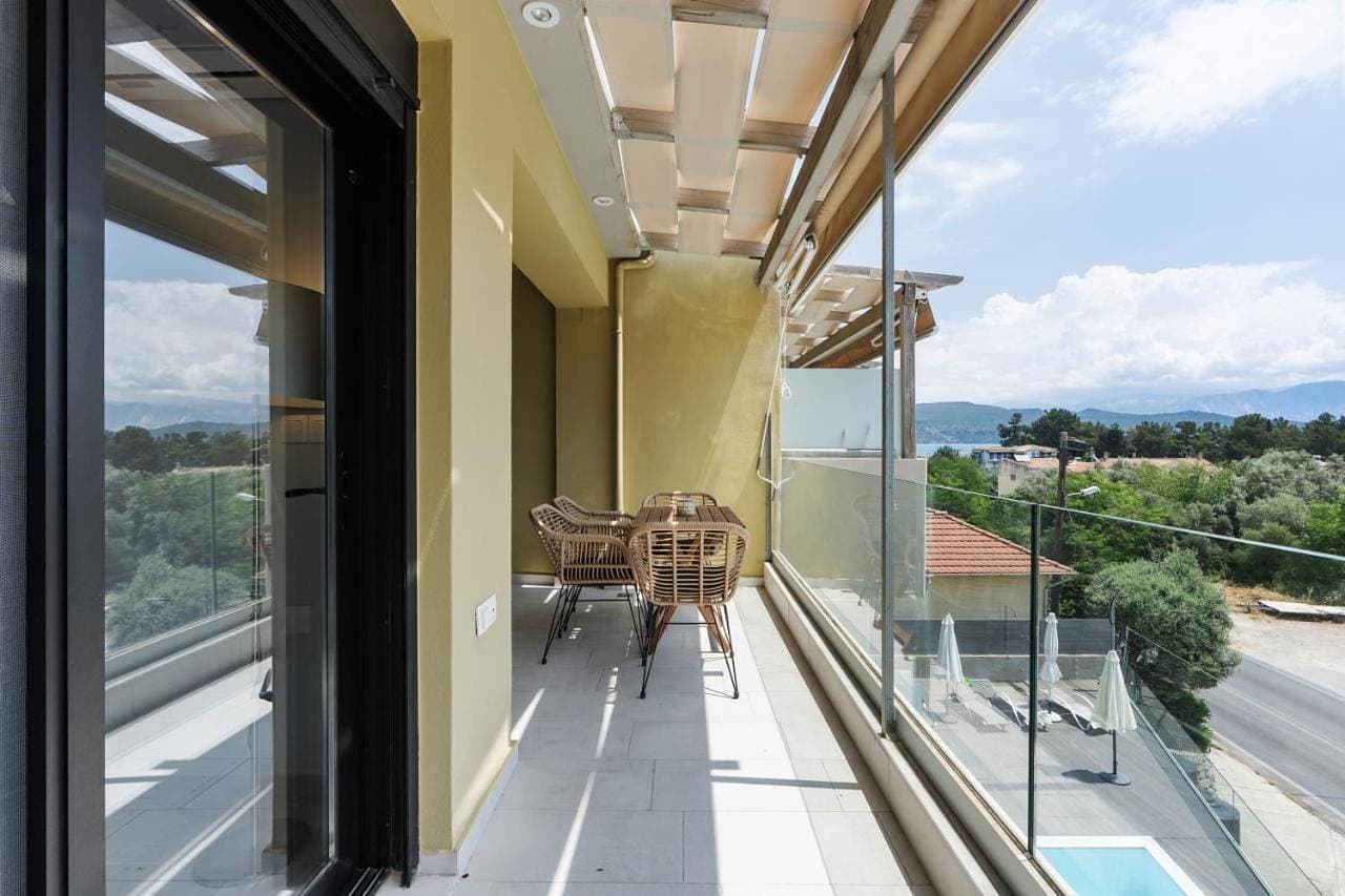 Foto 4 von 18: Two-Bedroom Apartment with Balcony