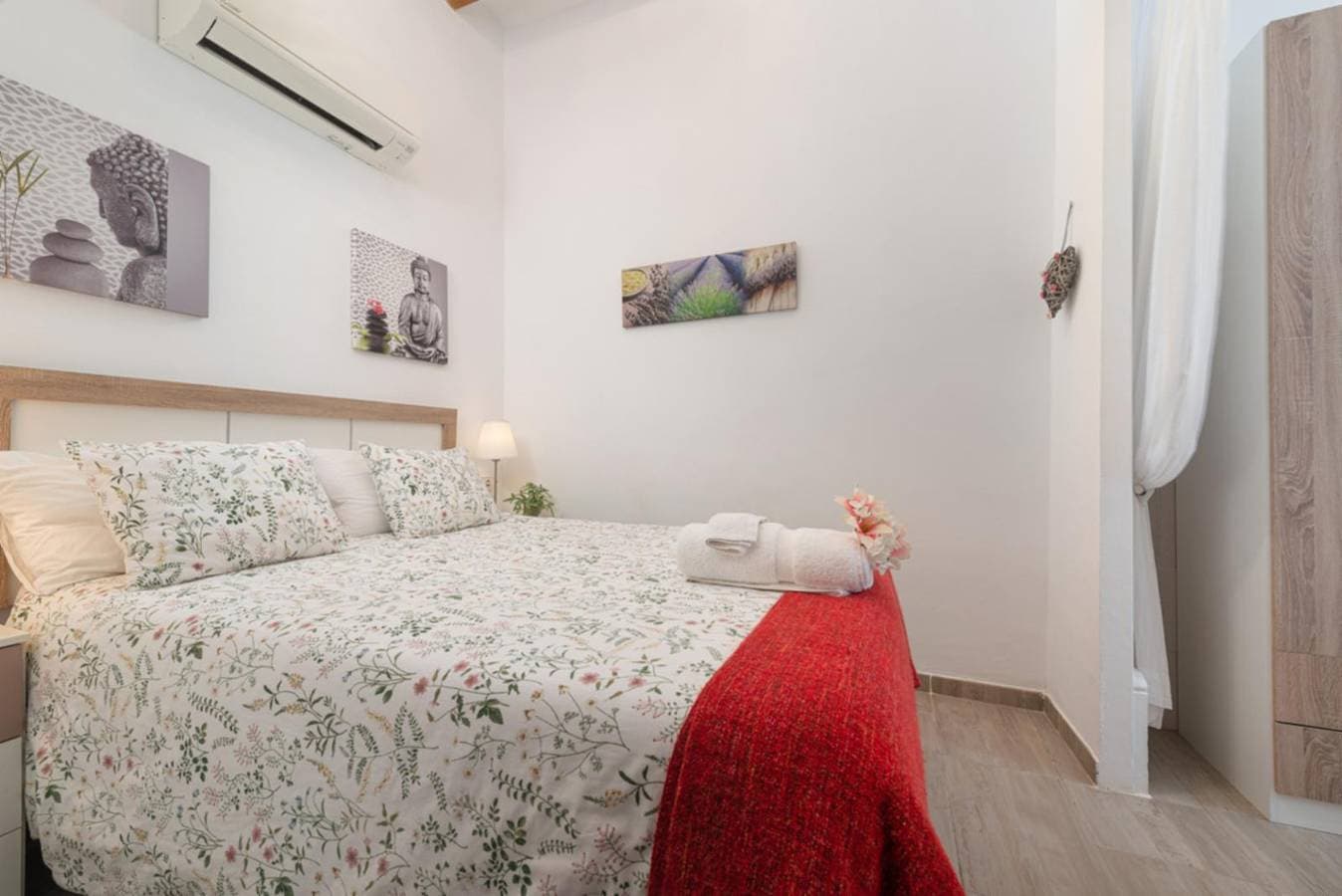 Foto 7 von 28: Ferienwohnung für 4 Personen mit Balkon/Terrasse