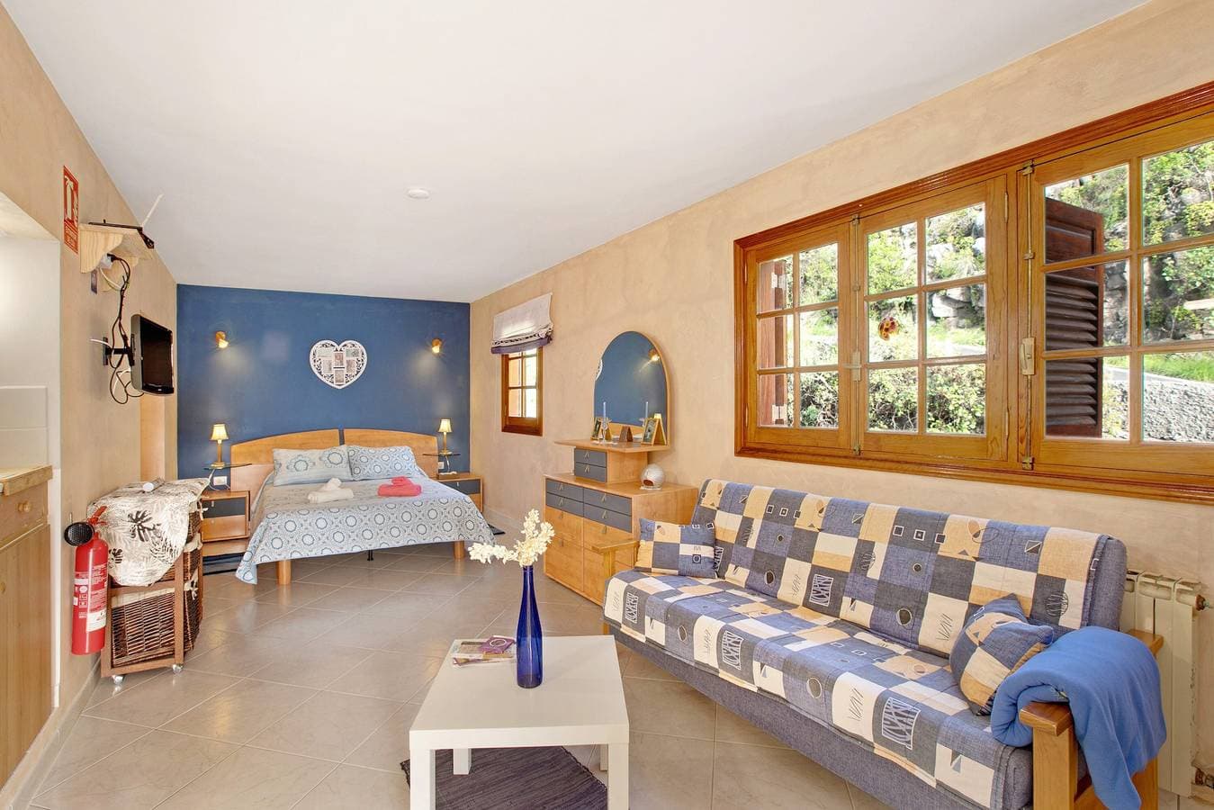Foto 5 von 24: Ferienapartment „Petite Paradise“ mit Terrasse und WLAN