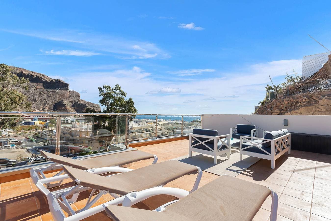 Puerto de Mogan penthouse 1