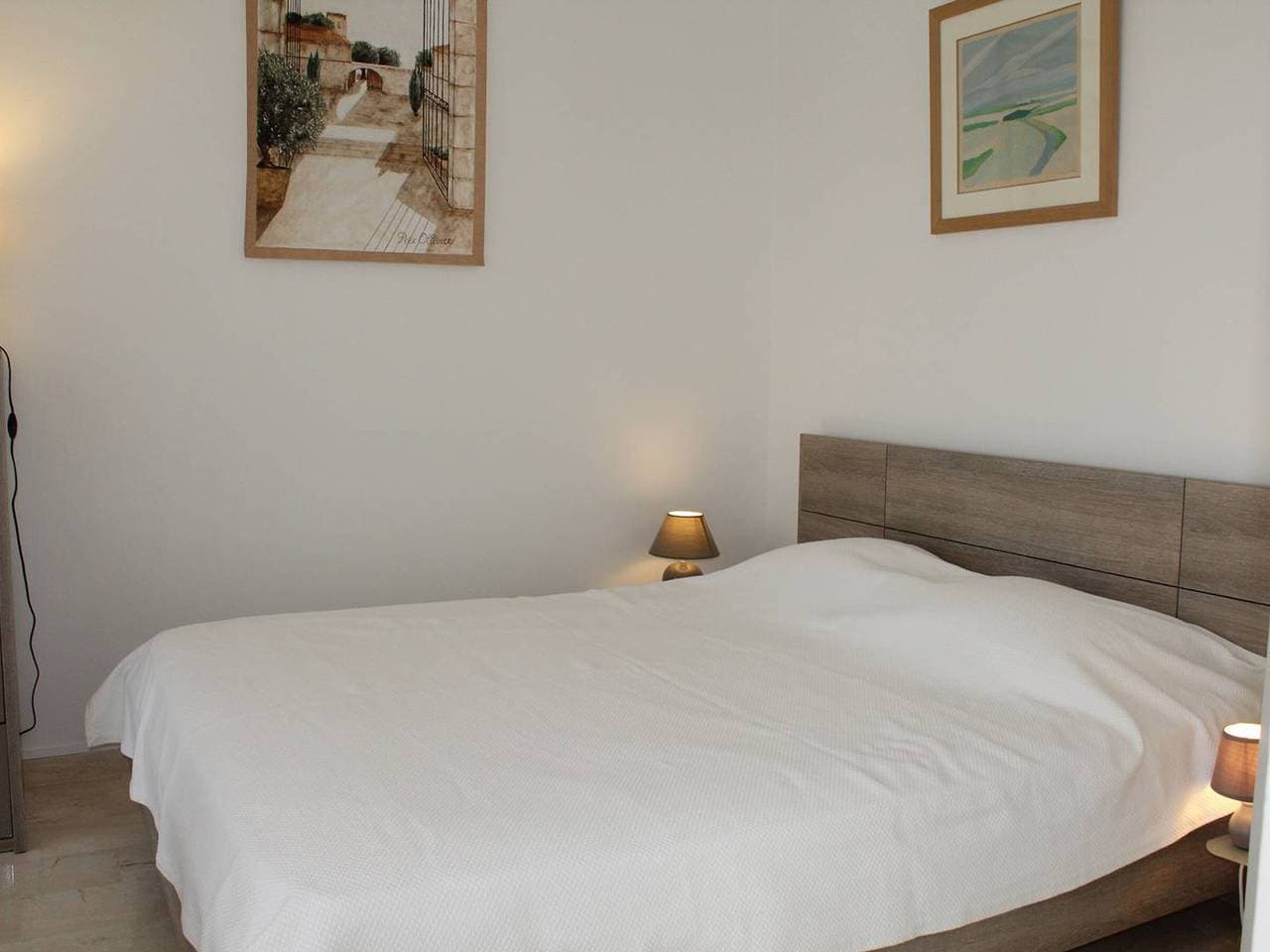 Foto 13 von 16: Erdgeschosswohnung mit Garten + Terrasse, 3-Zimmer, 4 Personen, 5 Min. zum Strand – Villeneuve-Loubet Plage