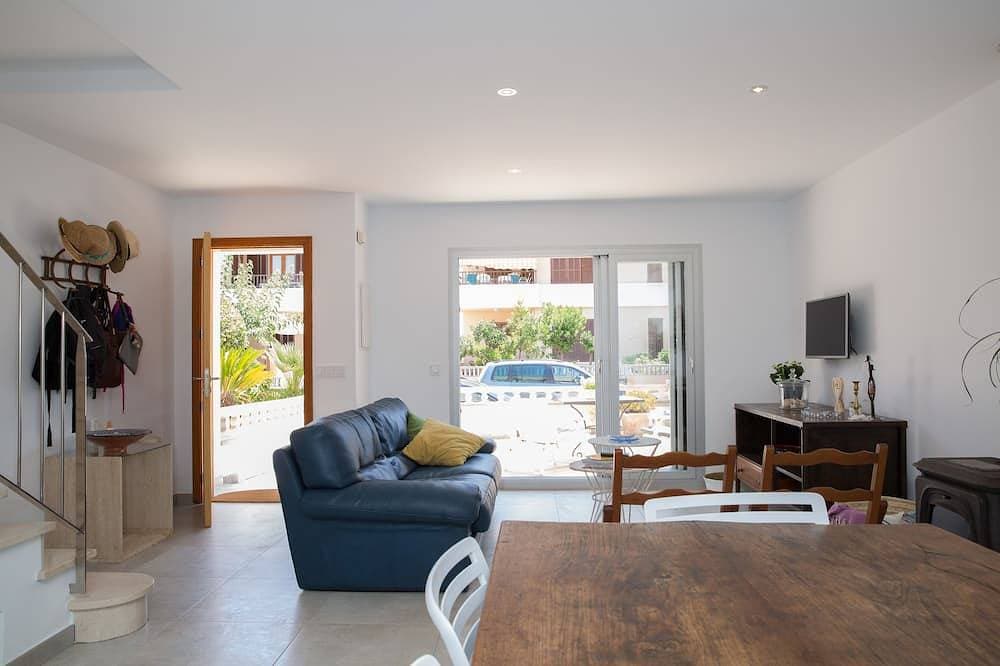 Foto 9 von 21: Neues Haus Am Strand Mit Pool, WIFI Und Klimaanlage