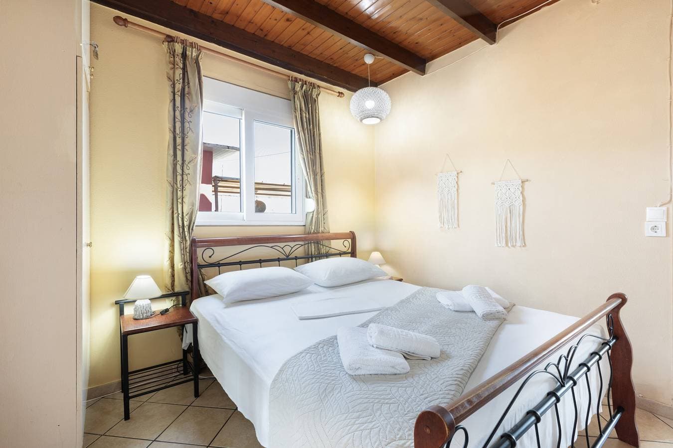 Foto 9 von 33: Ferienhaus „Voula Home“ mit Meerblick, WLAN und Klimaanlage