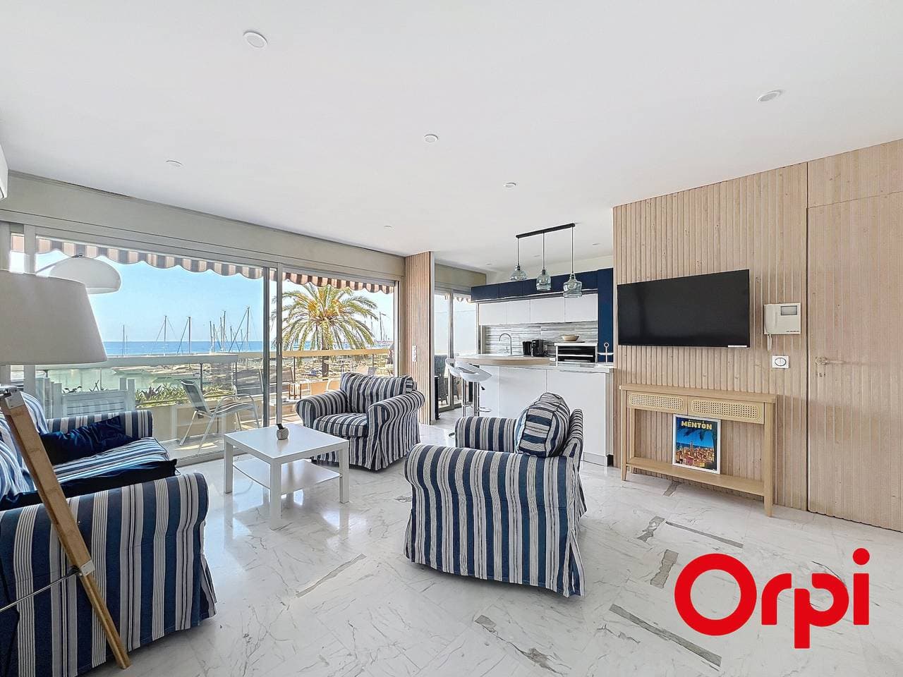 Foto 2 von 17: Modernes Studio mit Terrasse, klimatisiert, WIFI, 2 Personen in Menton