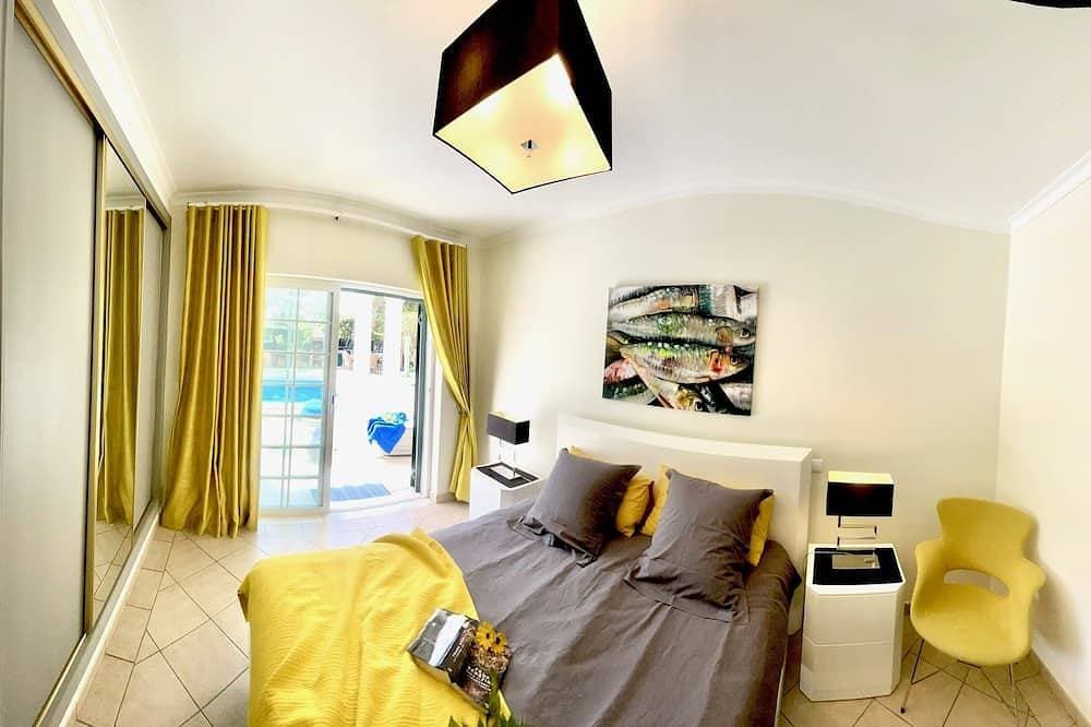 Foto 2 von 30: Exklusive Ferienvilla nahe Meia Praia, Lagos – Pool, WLAN, AC & mehr