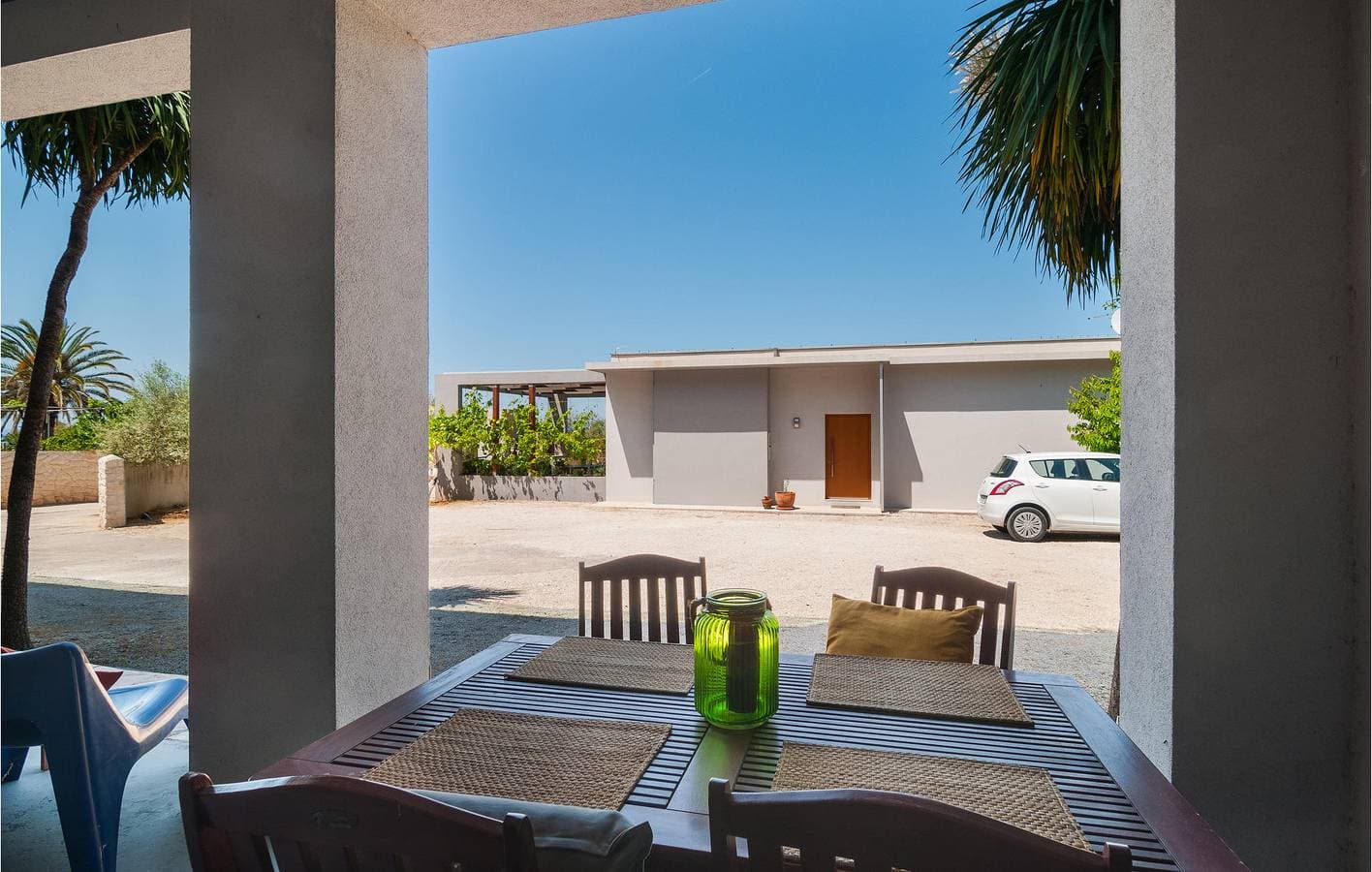 Foto 2 von 15: Gemütliche 1-Zimmer-Wohnung mit Terrasse, 400 m zum Strand und kostenlosen Parkplätzen