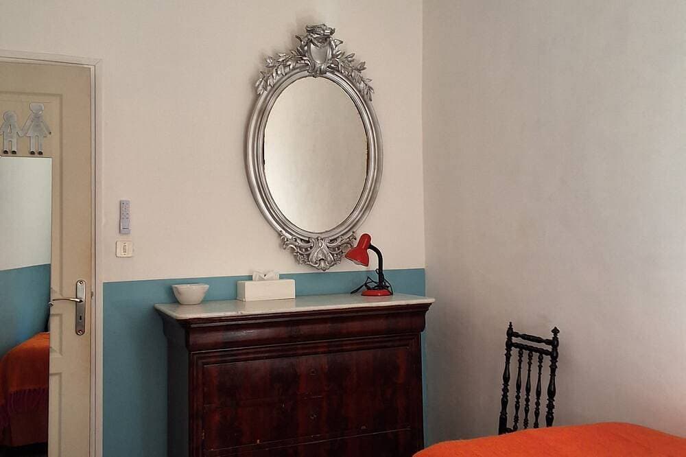 Foto 9 von 30: Charmante Vermietung in Cotignac jeder Komfort neue 70m2 im Dorfhaus