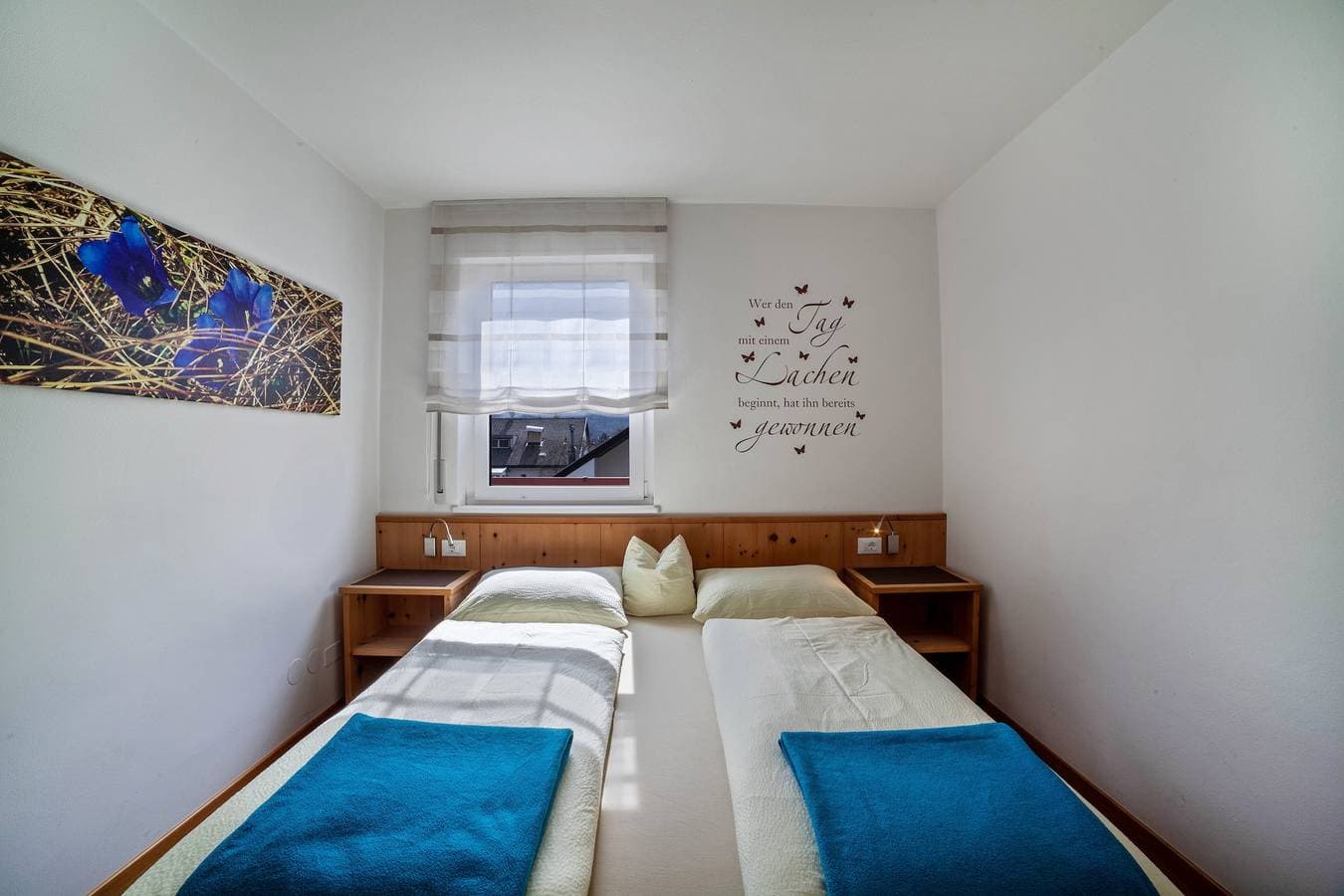 Foto 13 von 23: Ferienwohnung "Schnitzer - Enzian" mit Bergblick, WLAN, Balkon & Garten