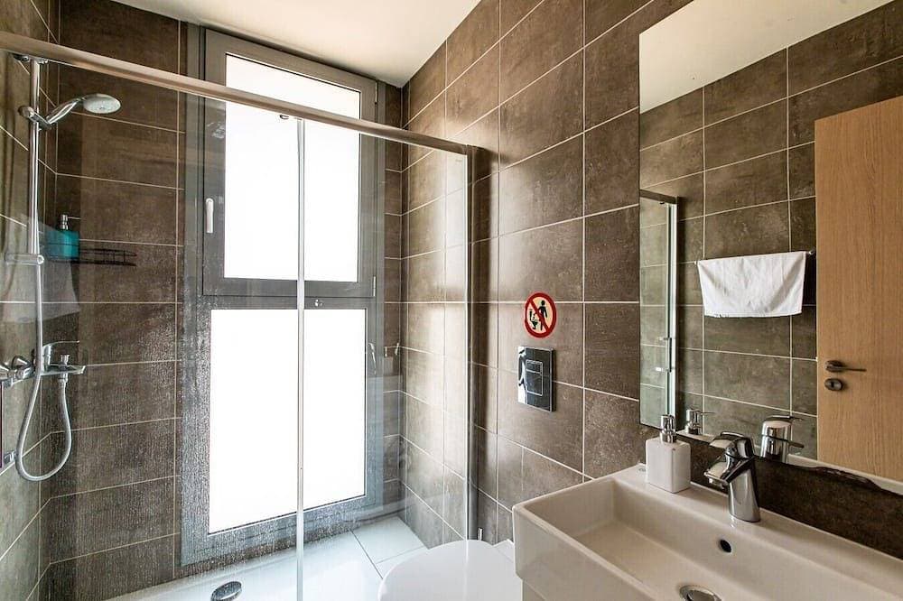 Foto 11 von 30: ★ Jay`s Penthouse 2-Br Apt W/ Terrace in Larnaca