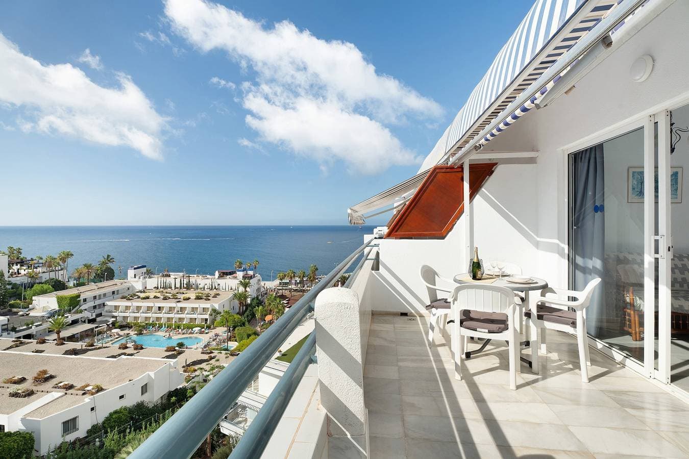 Foto 2 von 28: Ferienhaus "Club Atlantis with Views" mit Gemeinschaftspool und WLAN