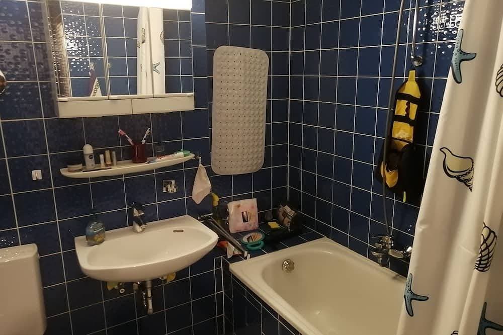 Foto 4 von 19: Abschalten, entspannen, erholen ... - Hallenbad (12x6m) u. Sauna im Haus!