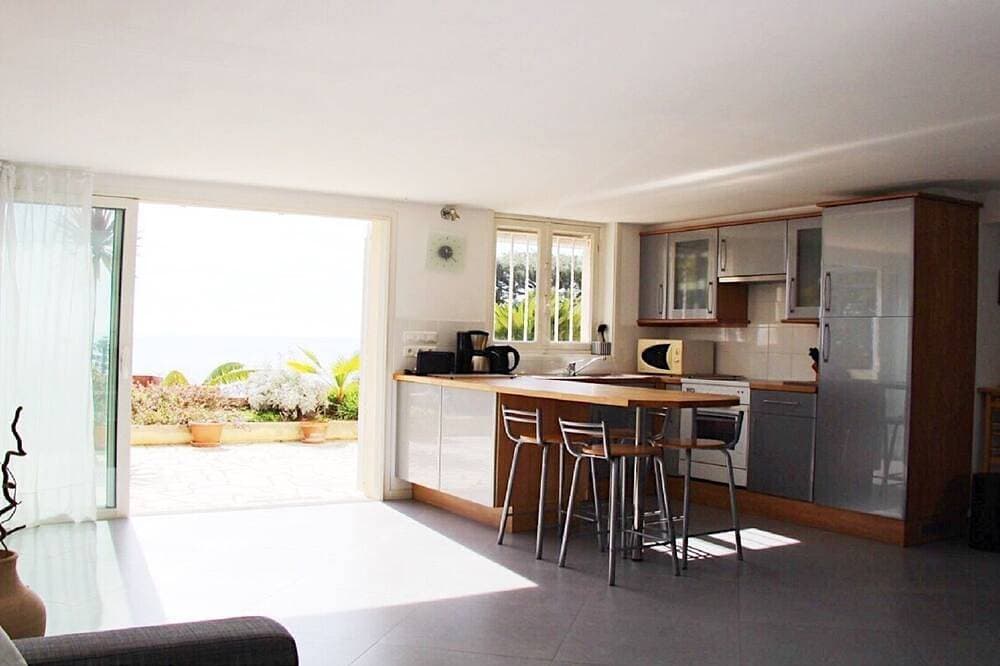 Foto 10 von 16: Sea view garden apartment with pool option. Near beach between Nice and Monaco