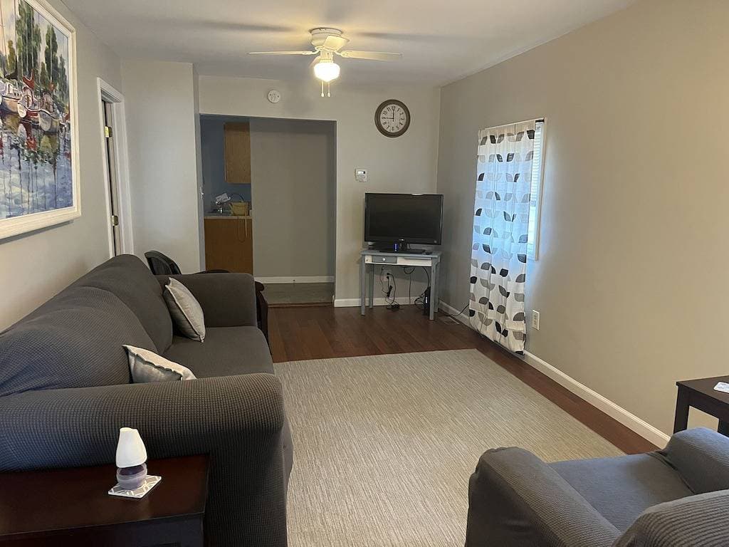 Foto 5 von 6: Cozy 2 bedroom house.within a hour to Lakes, Music venues, Historic Frankenmuth