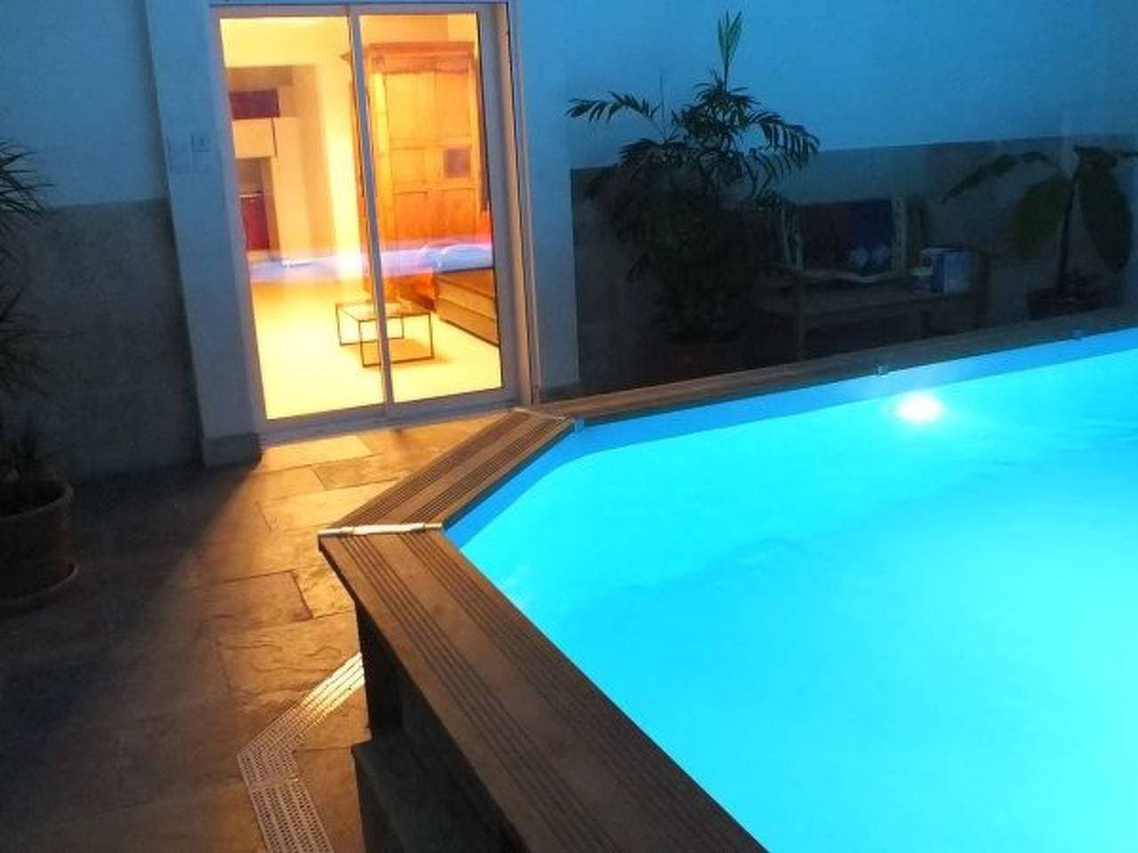 Foto 5 von 49: La petite maison sous les pinins-innenpool