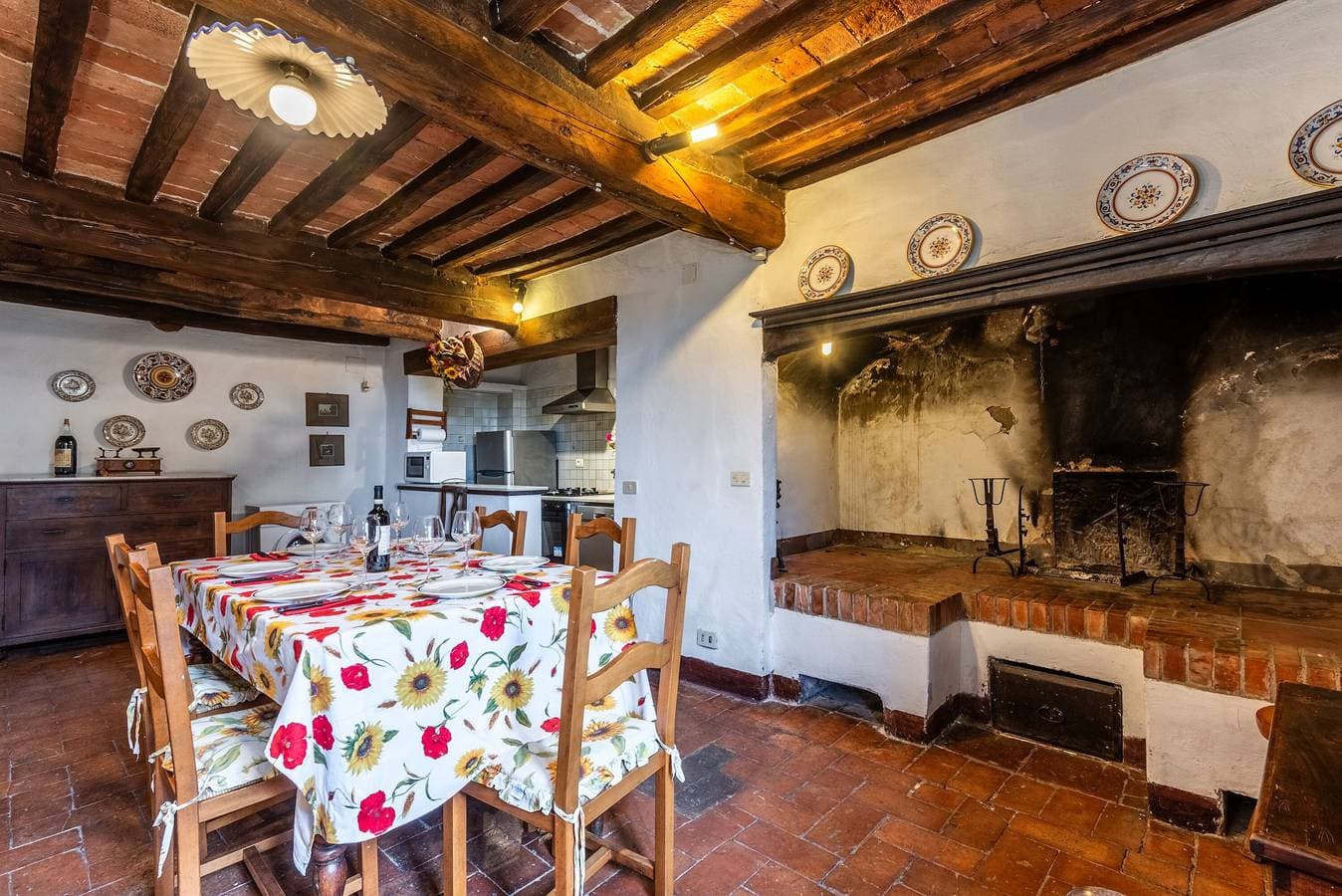 Foto 8 von 26: Ferienwohnung 'Green Siena' mit Gemeinschaftspool, privater Terrasse und Wi-Fi
