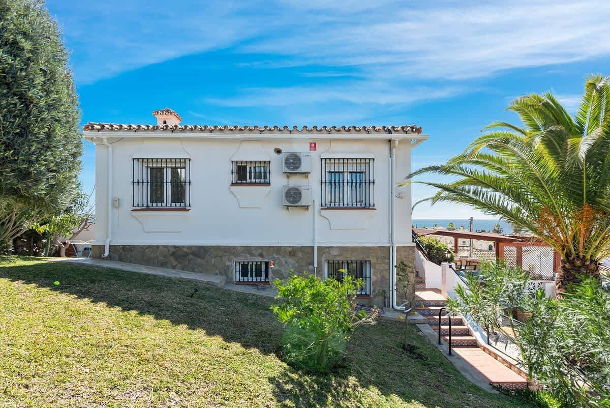 Foto 11 von 41: Villa für 6 Personen mit Garten