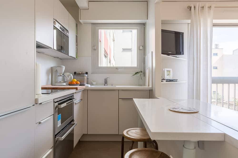 Foto 12 von 14: Eine helle und luftige 1Br Wohnung im 15., nur wenige Schritte von der Metro entfernt, in der Nähe von Veeve