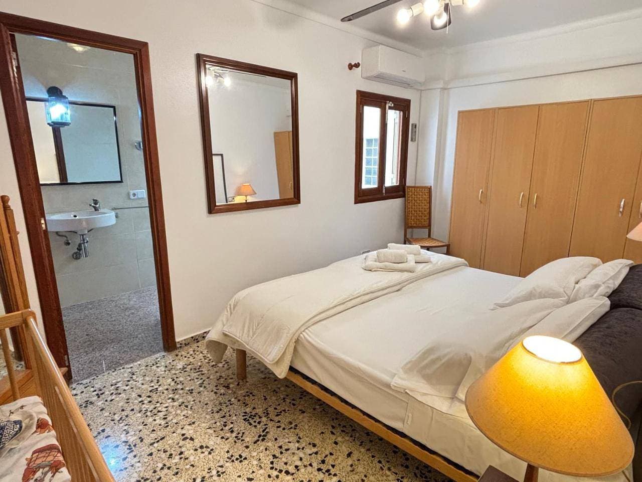 Foto 10 von 41: Three-Bedroom Apartment with Sea View