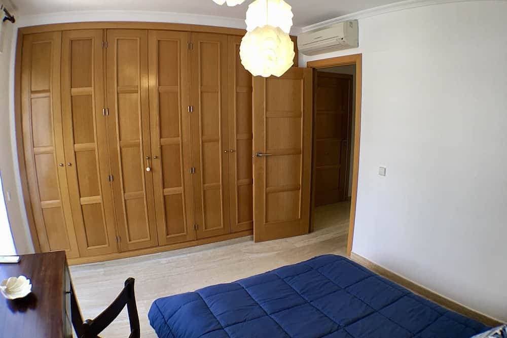 Foto 3 von 30: 🌞 Geräumige 3-Zimmer-Wohnung in einem Luxusgebäude, 150 m Strand, Internet🌞