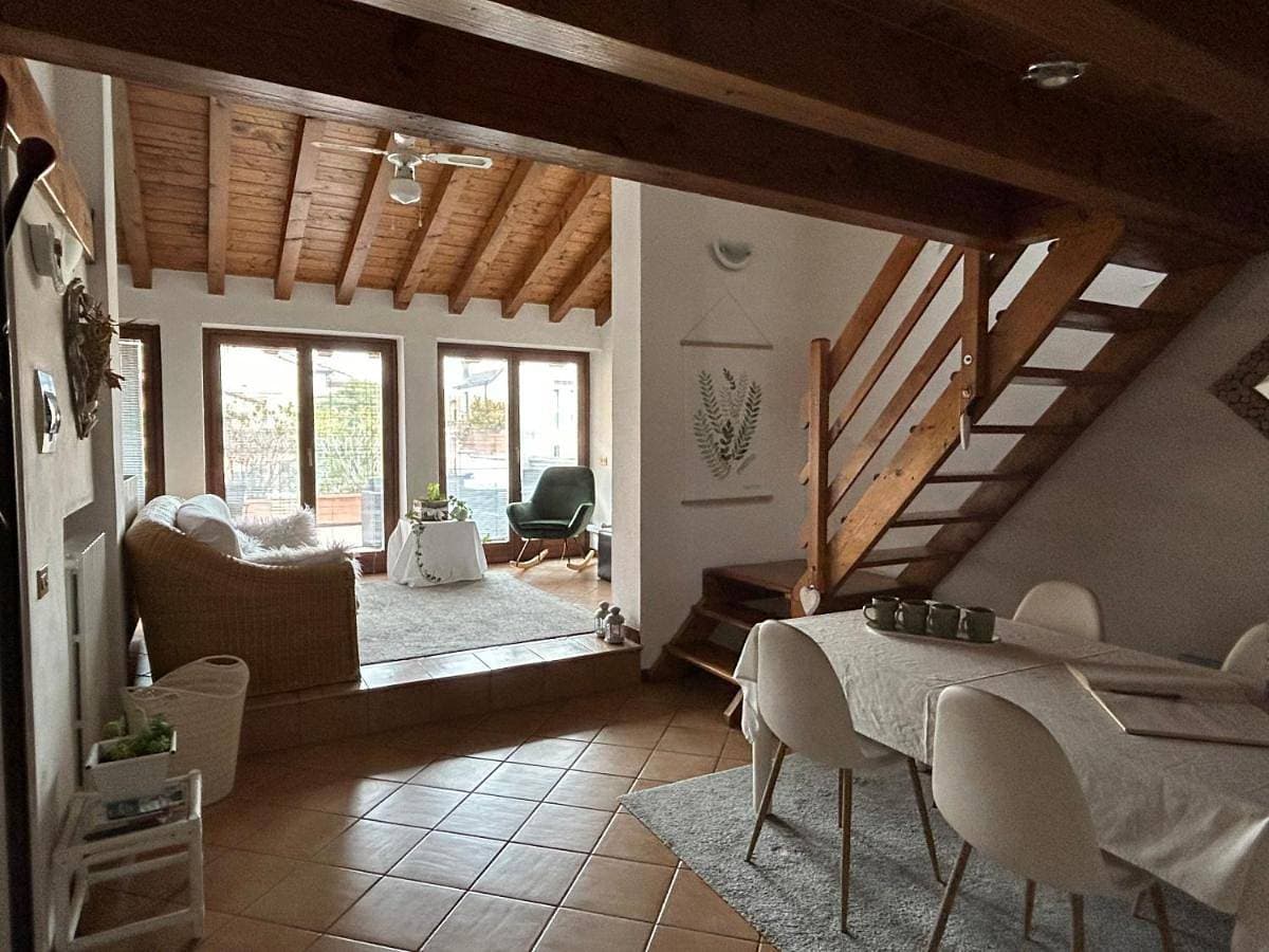 Foto 5 von 52: Two-Bedroom Apartment