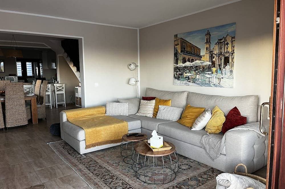 Foto 8 von 21: Schönes Ferienhaus mit Meerblick für 7 Personen