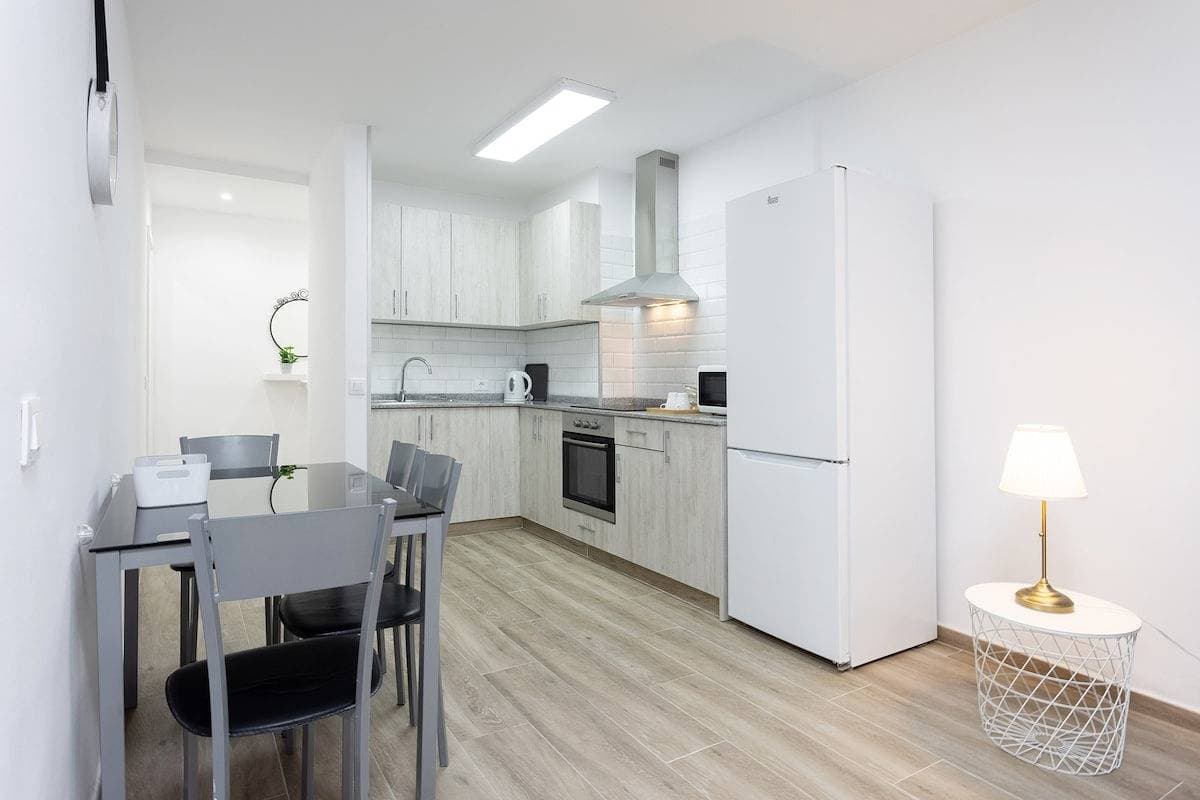 Foto 9 von 32: Ferienwohnung für 3 Personen mit Terrasse