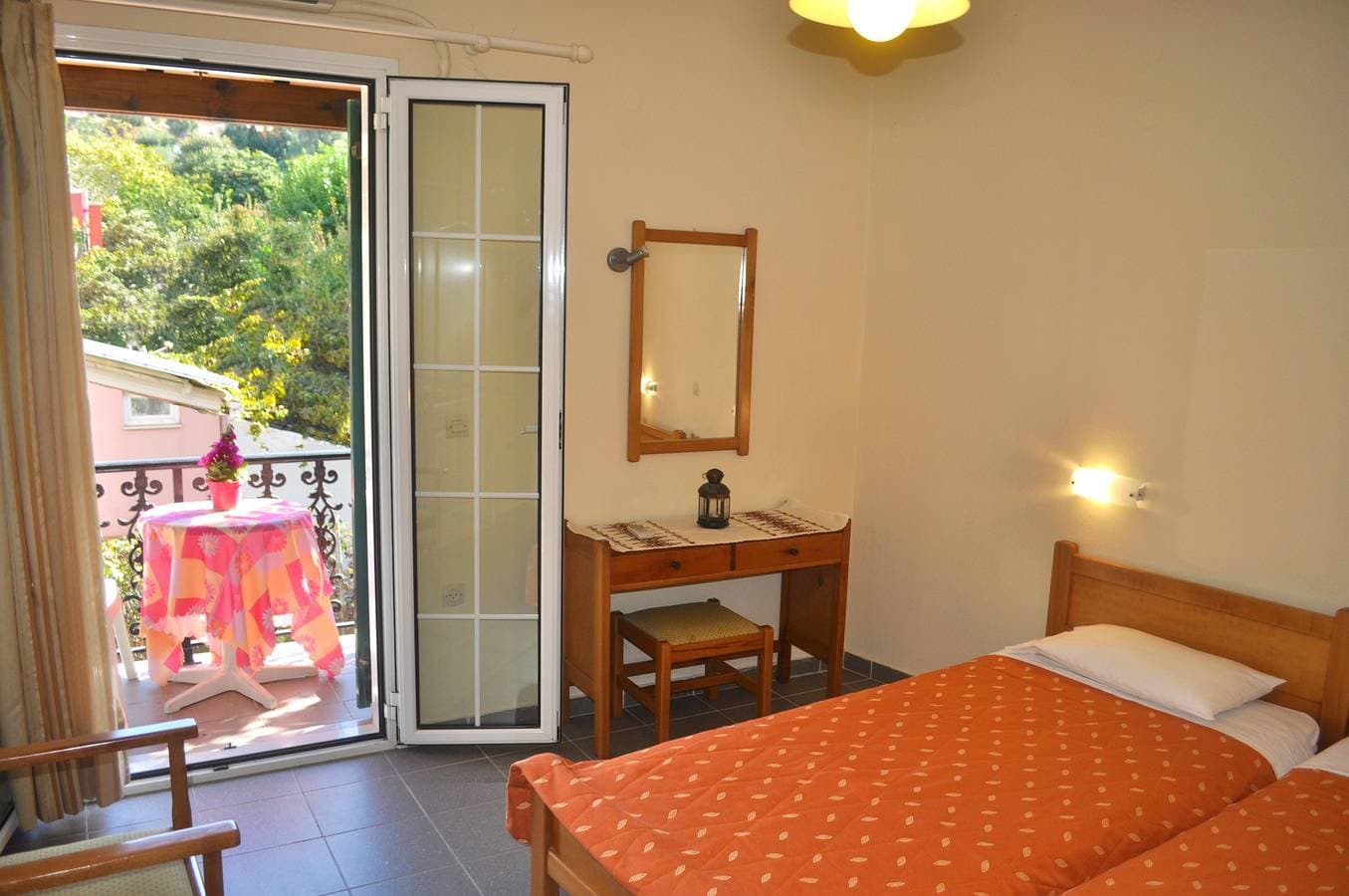 Foto 5 von 18: Studio Appartements “yannis” am Strand von Agios Gordios auf Korfu