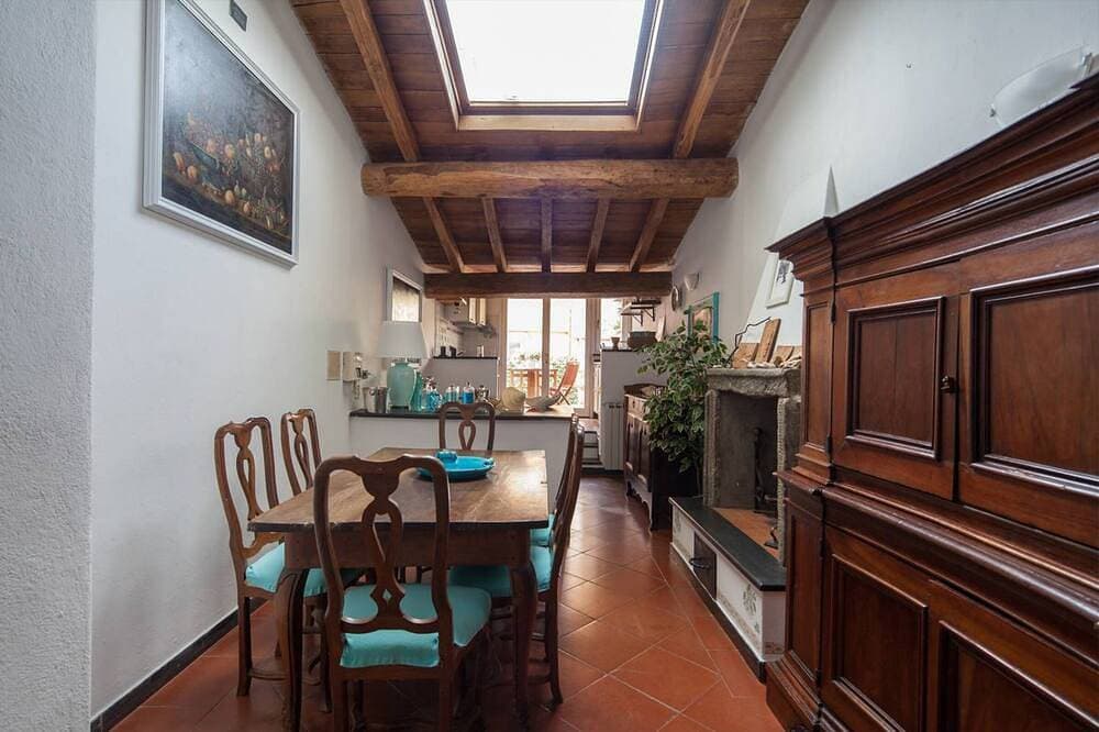 Foto 12 von 29: Lerici, Fussgängerzone, Dachterrasse, 80mt vom Meer, Wifi, Einkauf zu Fuss